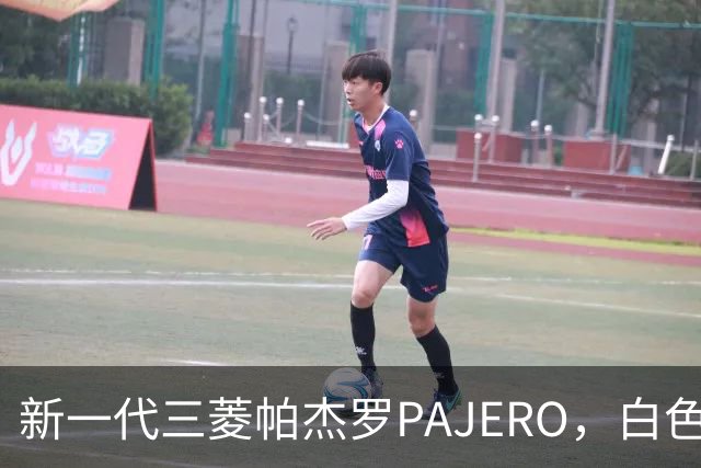 新一代三菱帕杰罗PAJERO，白色实车帅气无比，硬派越野王者归来